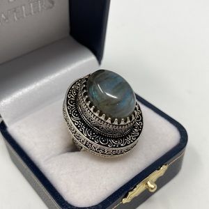 Unique Genuine Labradorite Ring